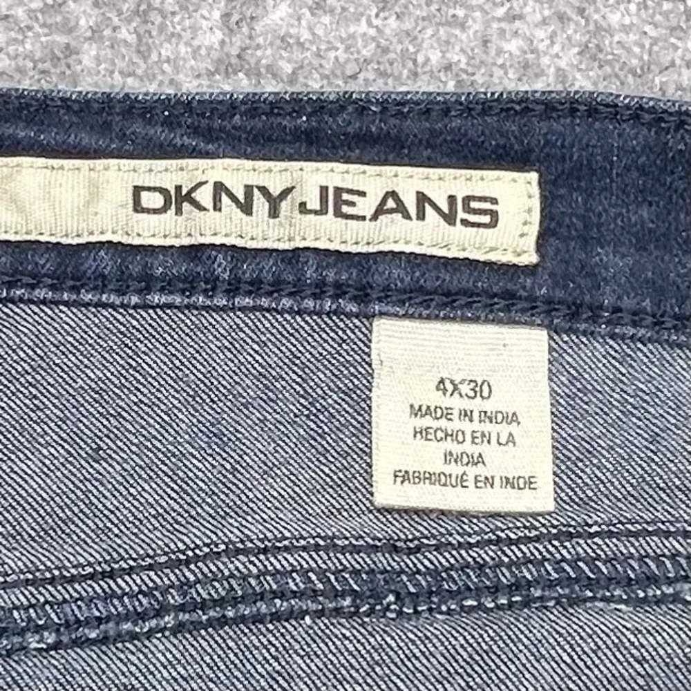 DKNY Jeans Dark Wash Straight Leg Stretch Denim Blue Jeans Womens Size‎ 4x30